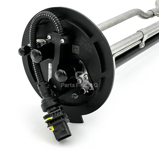 04-31353-004 | Genuine Freightliner® DEF Tank Header