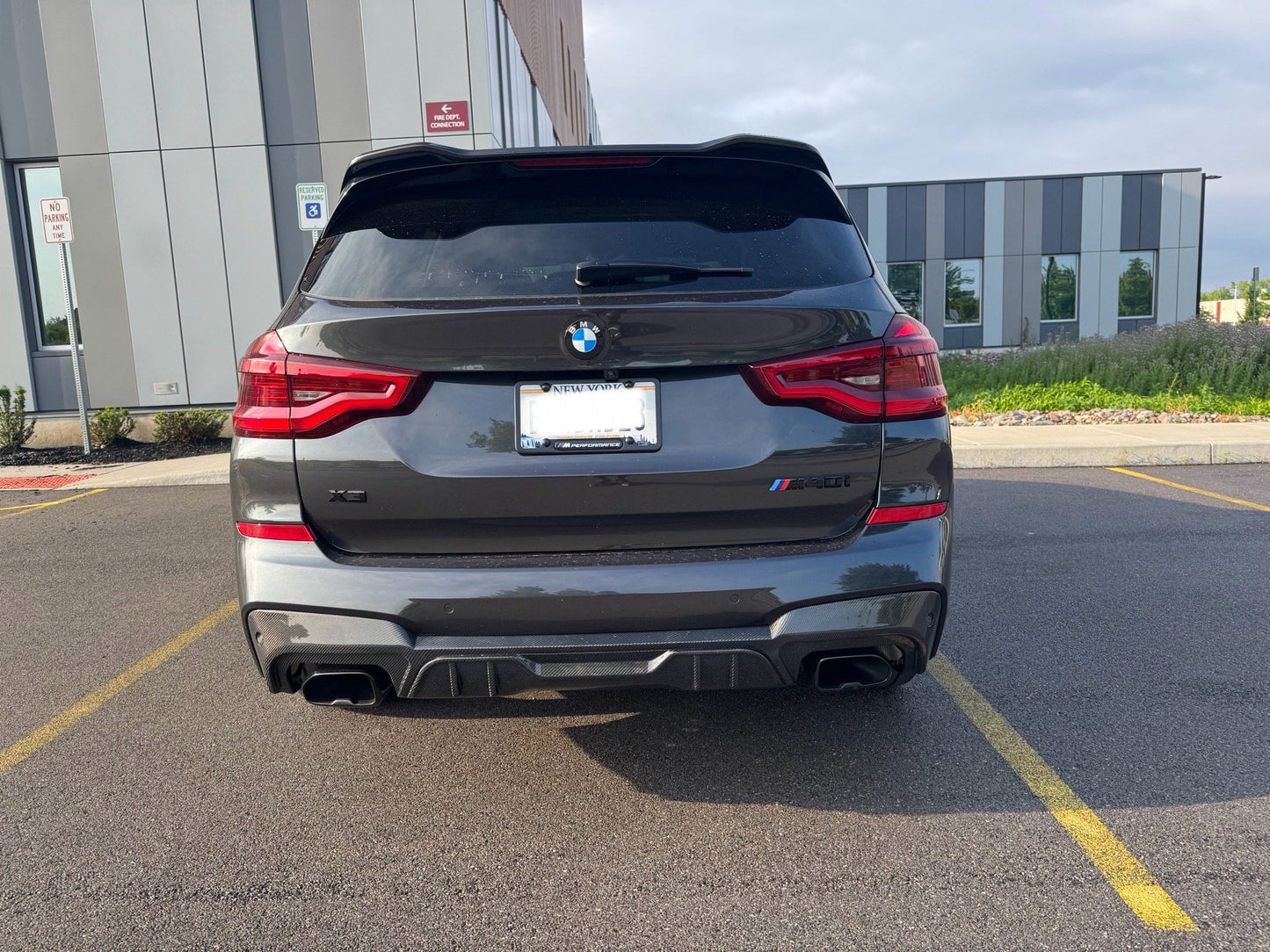 X3 Carbon Fiber MP Style Rear Diffuser - G01 X3 M40i