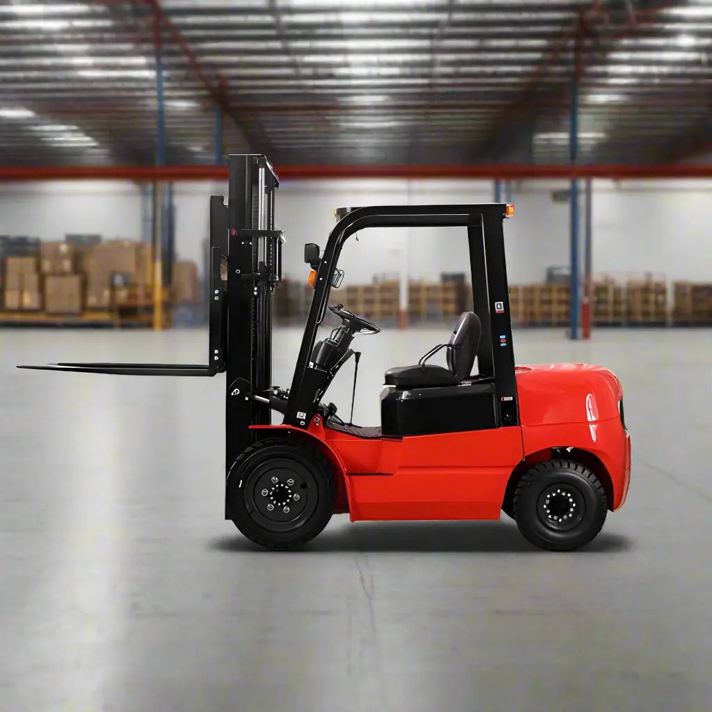 Majorlift M25DP | Diesel Forklift | 4 Wheel 5500 lbs 138″ Lift