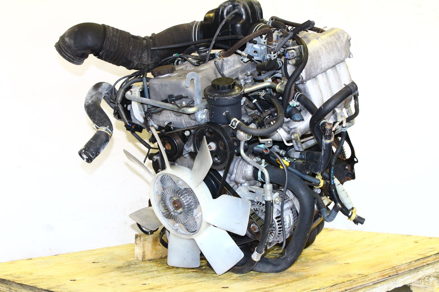 1995-1996 Toyota T100 JDM Engine 2.7L 3RZ 8 Port Distributor Motor