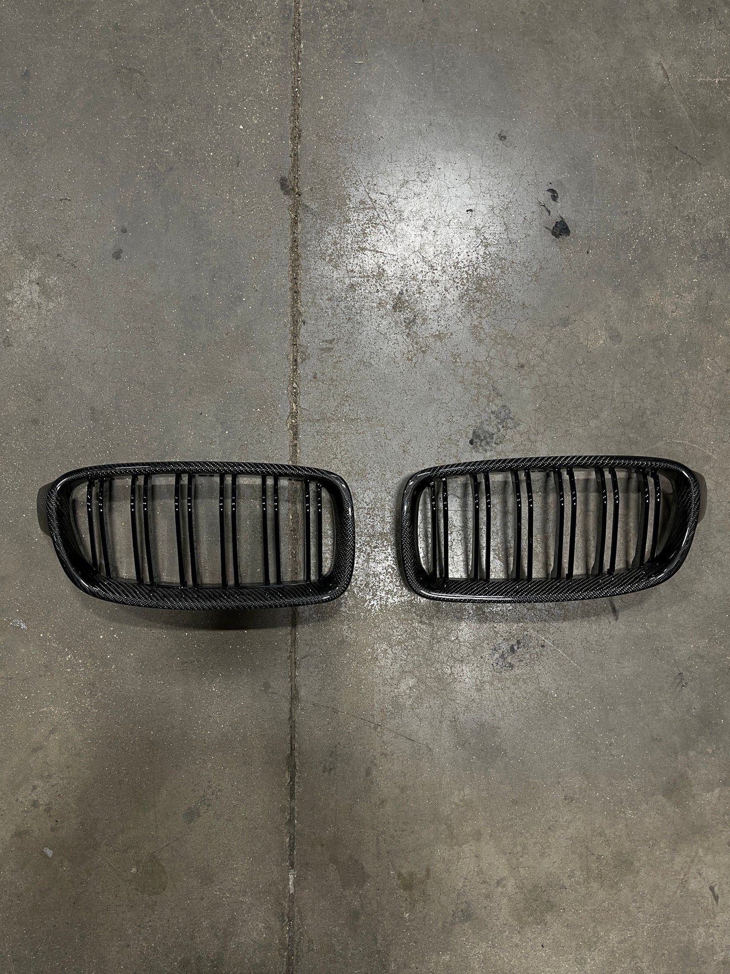Carbon Fiber Dual Slat Front Grilles (BMW F30 3 Series)