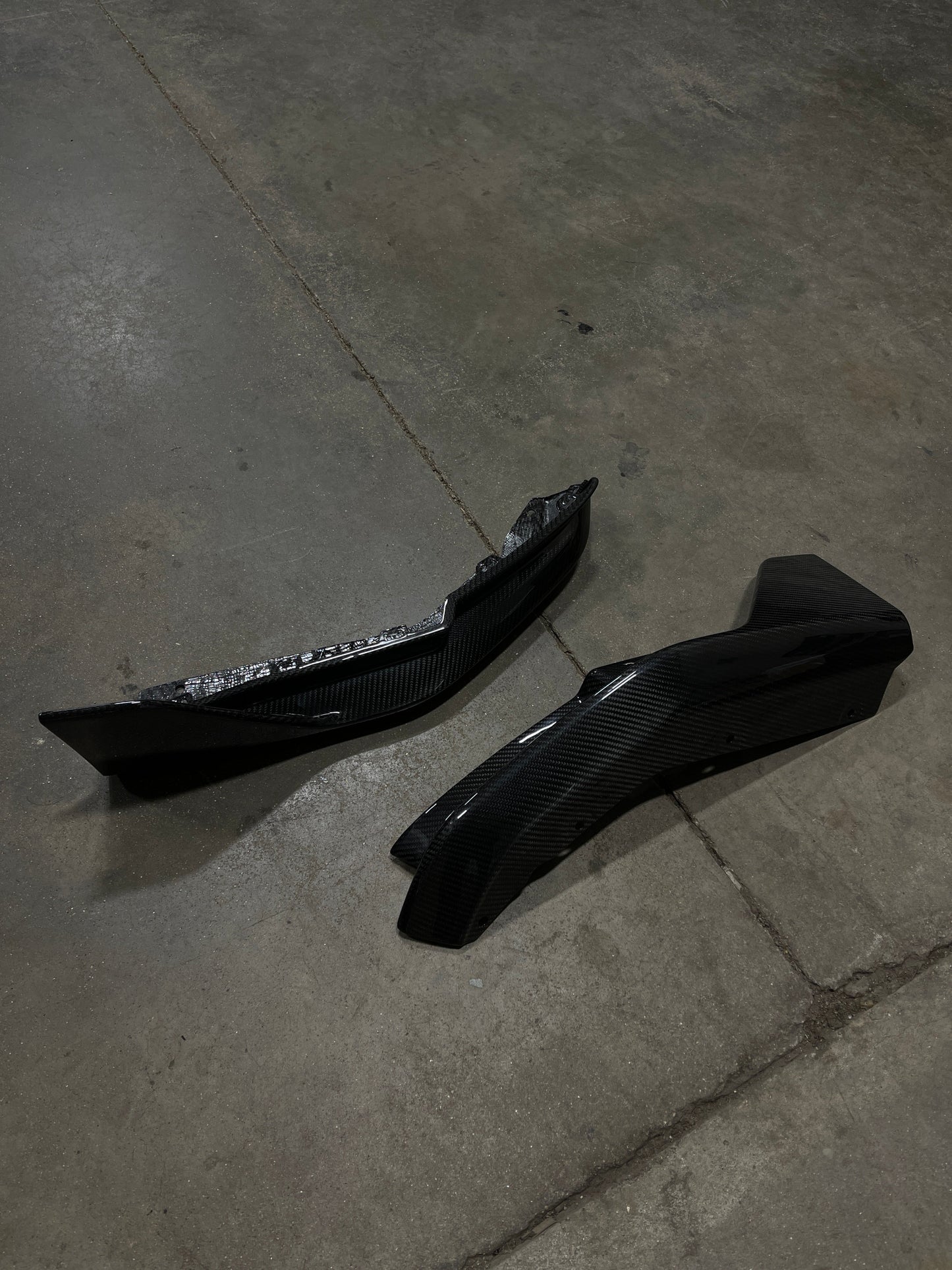M-Performance Style Dry Carbon Fiber Rear Splitters (BMW G80 M3)