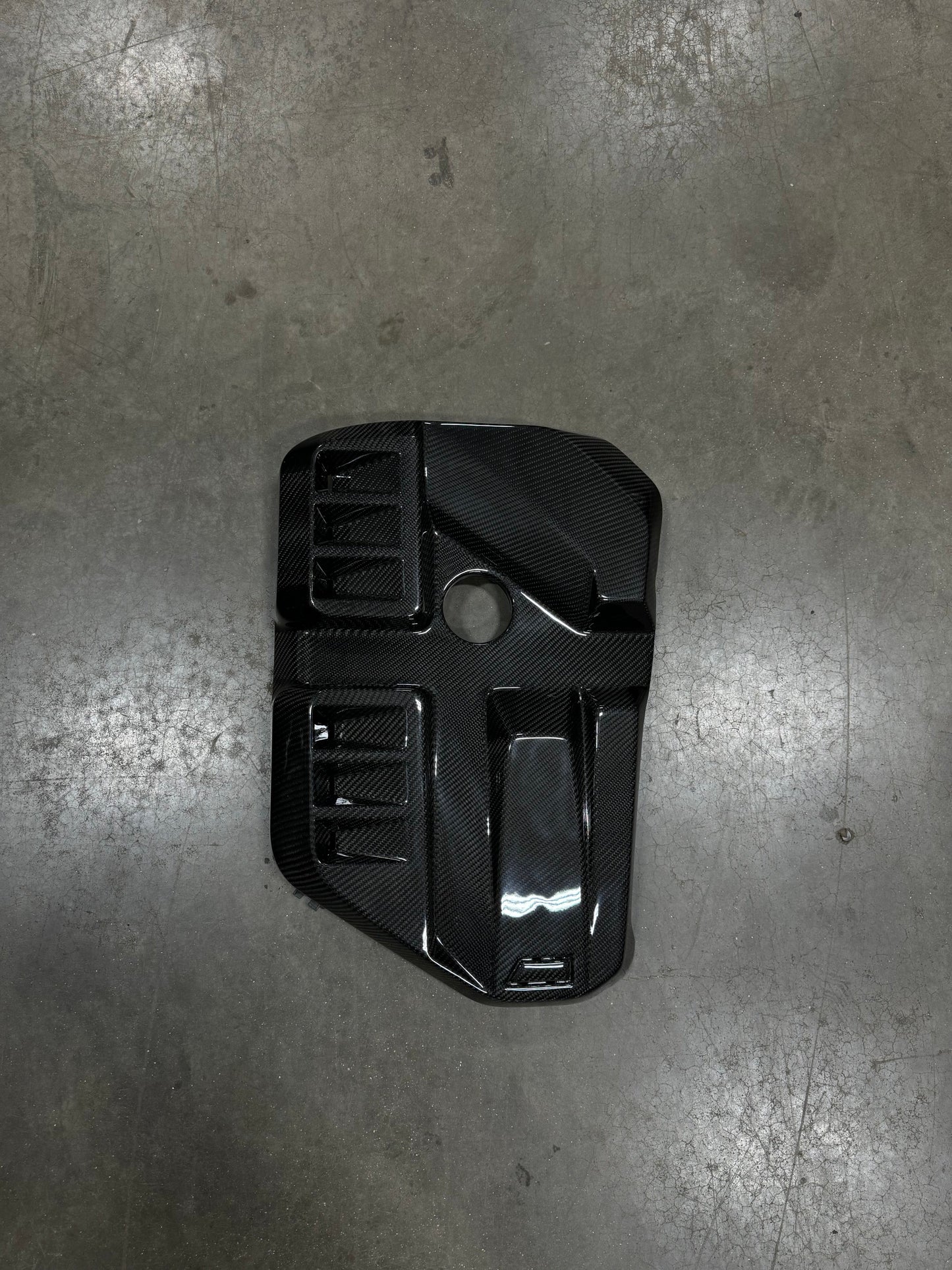 Dry Carbon Fiber Engine Cover Trim (BMW M3 G80 | M4 G82/G83)