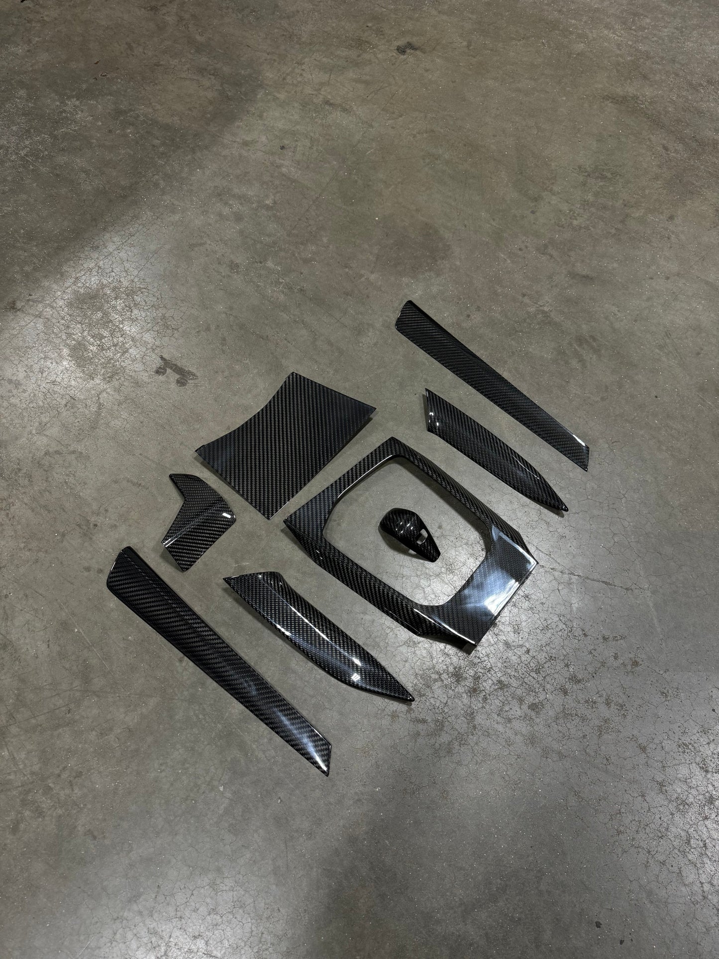 Dry Carbon Fiber Interior Trim Kit Stick On Type PRE-LCI (BMW G20)