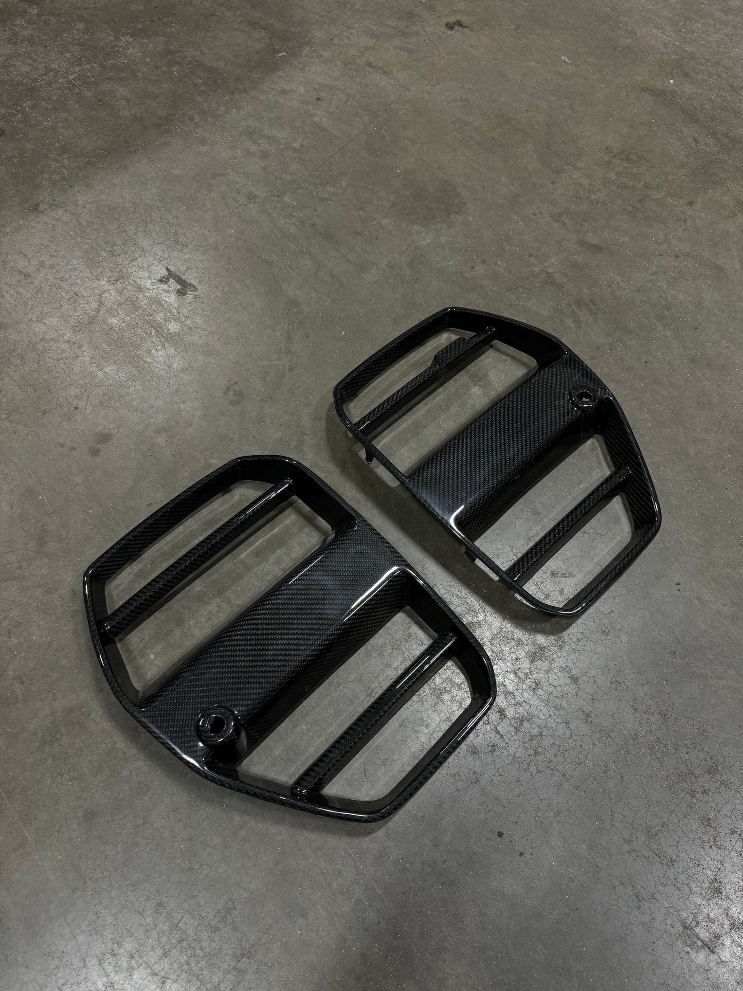 ST Style Dry Carbon Fiber Front Grille Without ACC (BMW G80/G82/G83 M3/M4)