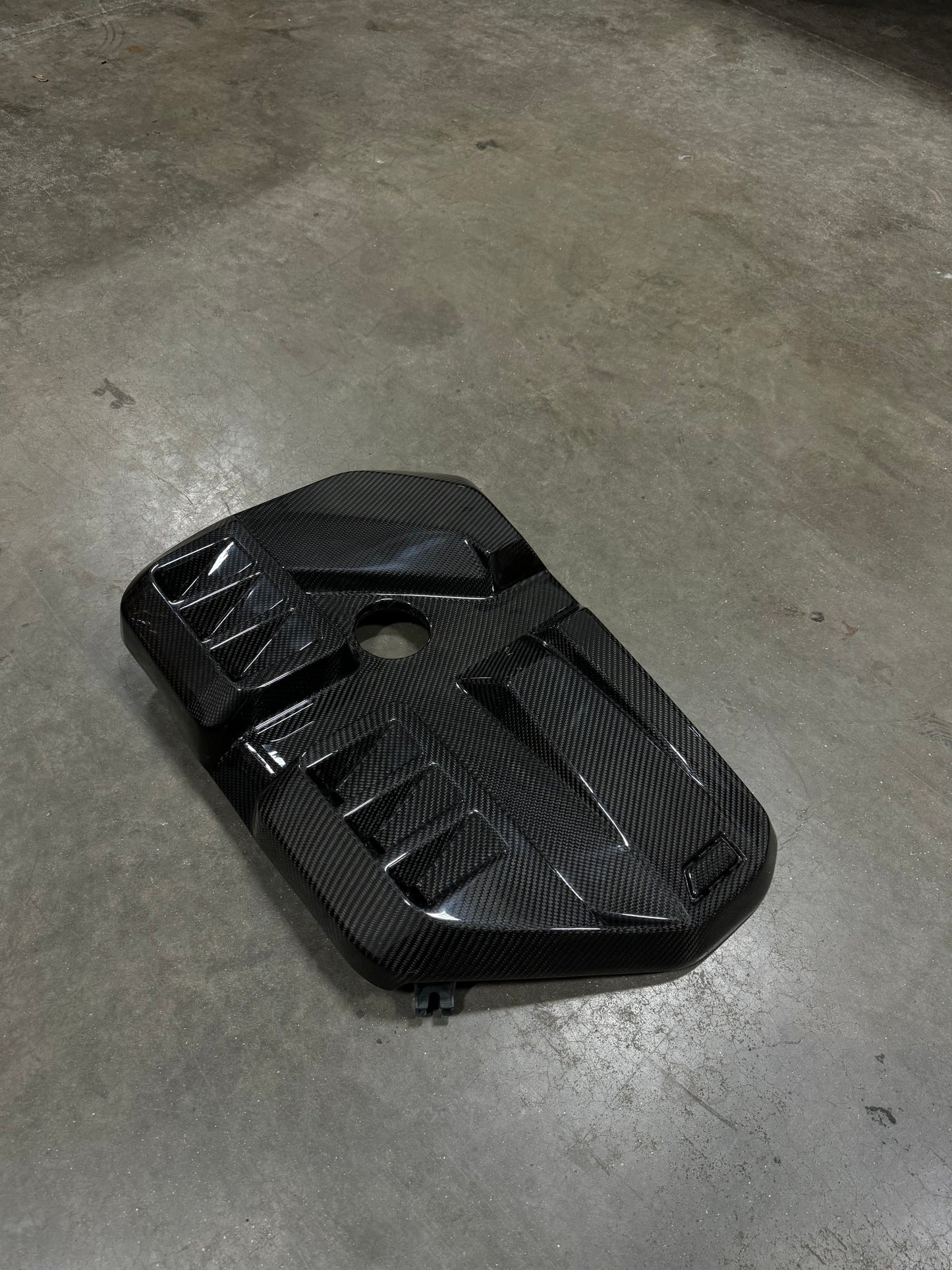 Dry Carbon Fiber Engine Cover Trim (BMW M3 G80 | M4 G82/G83)