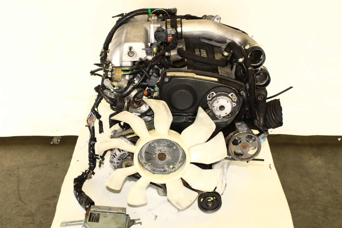 1993-1996 Nissan Skyline GTS-4 RB25DET S1 Engine 2.5L Inline 6 AWD JDM ECU Harness