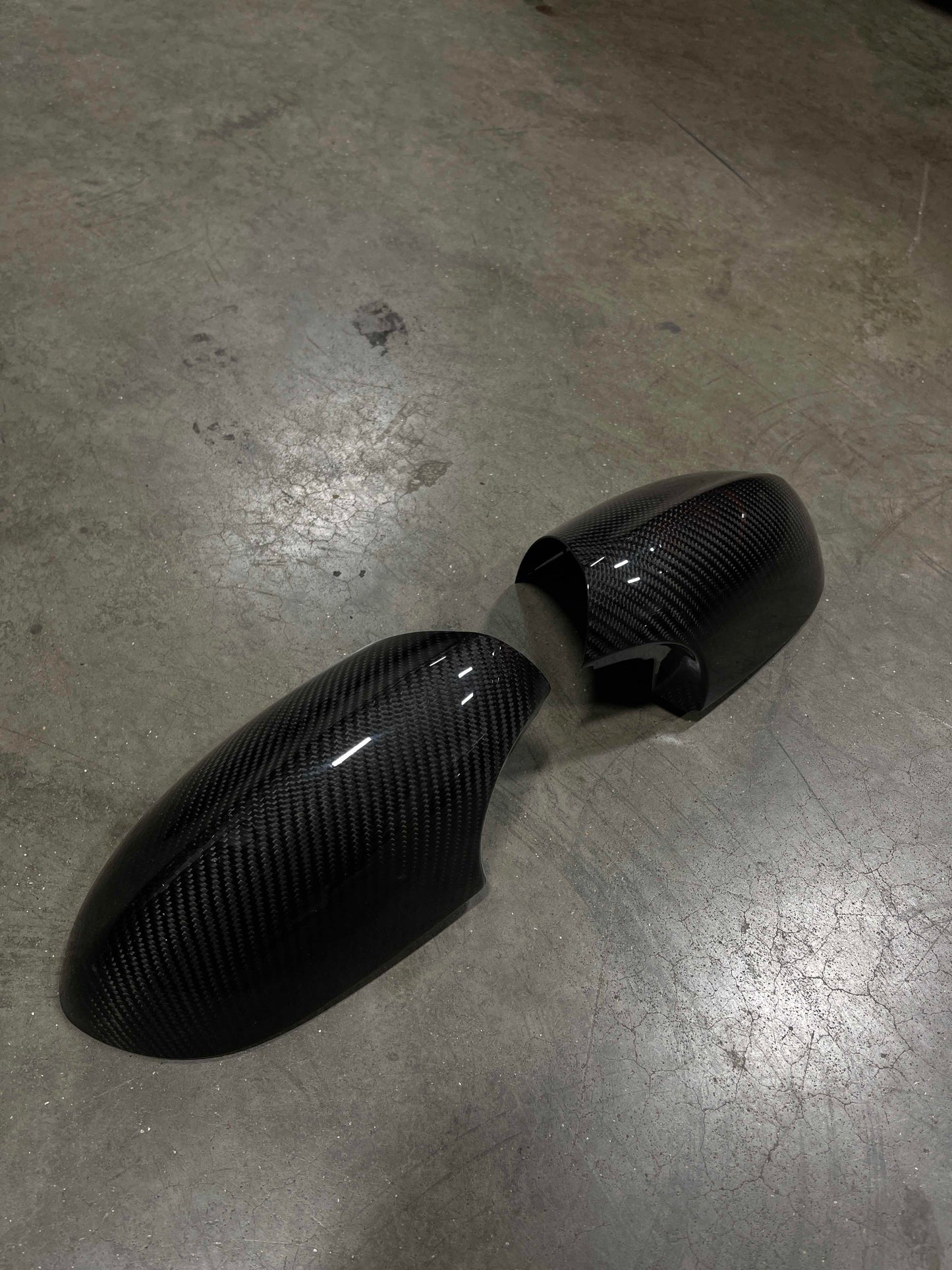 Dry Carbon Fiber Direct Replacement Mirror Covers (BMW E9X M3 / E82 1M)