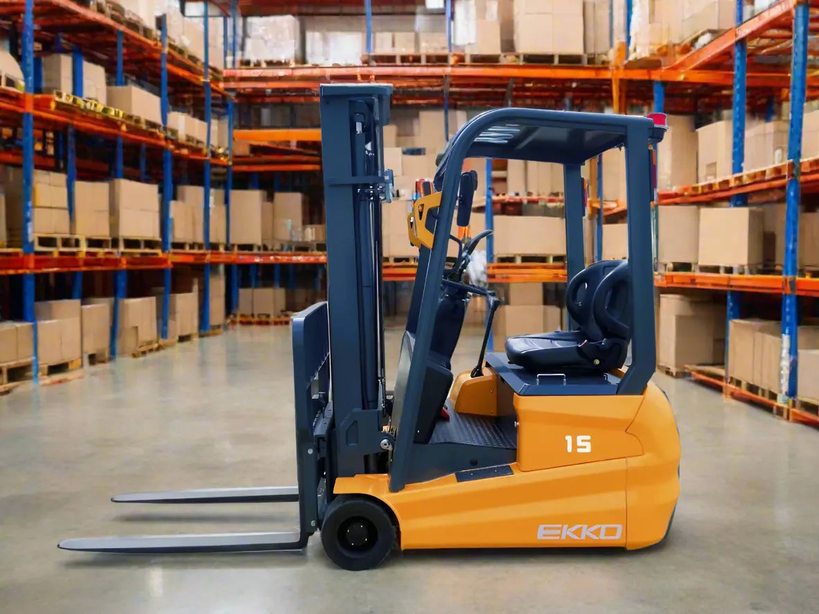EKKO EK16A-177 | Electric Forklift | 3 Wheel 3500 lbs 177″ Lift