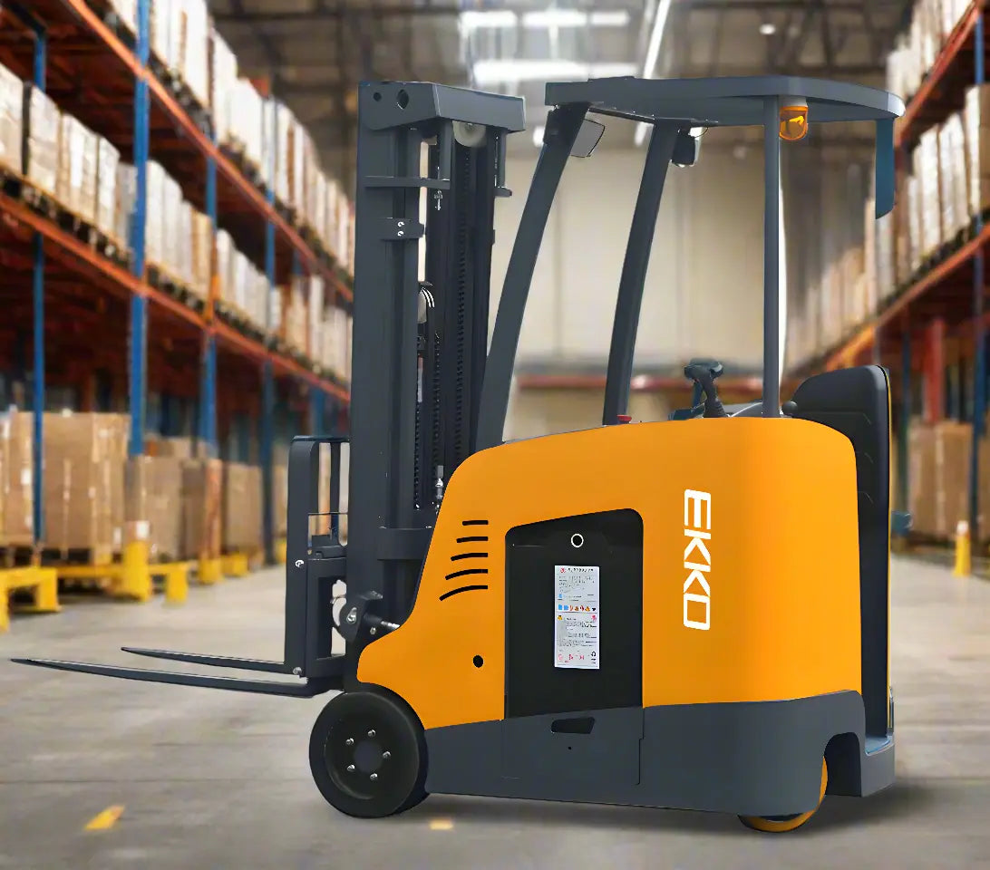 EKKO EK18RFL | Stand-Up Forklift | 4000 lbs 189″ Lift