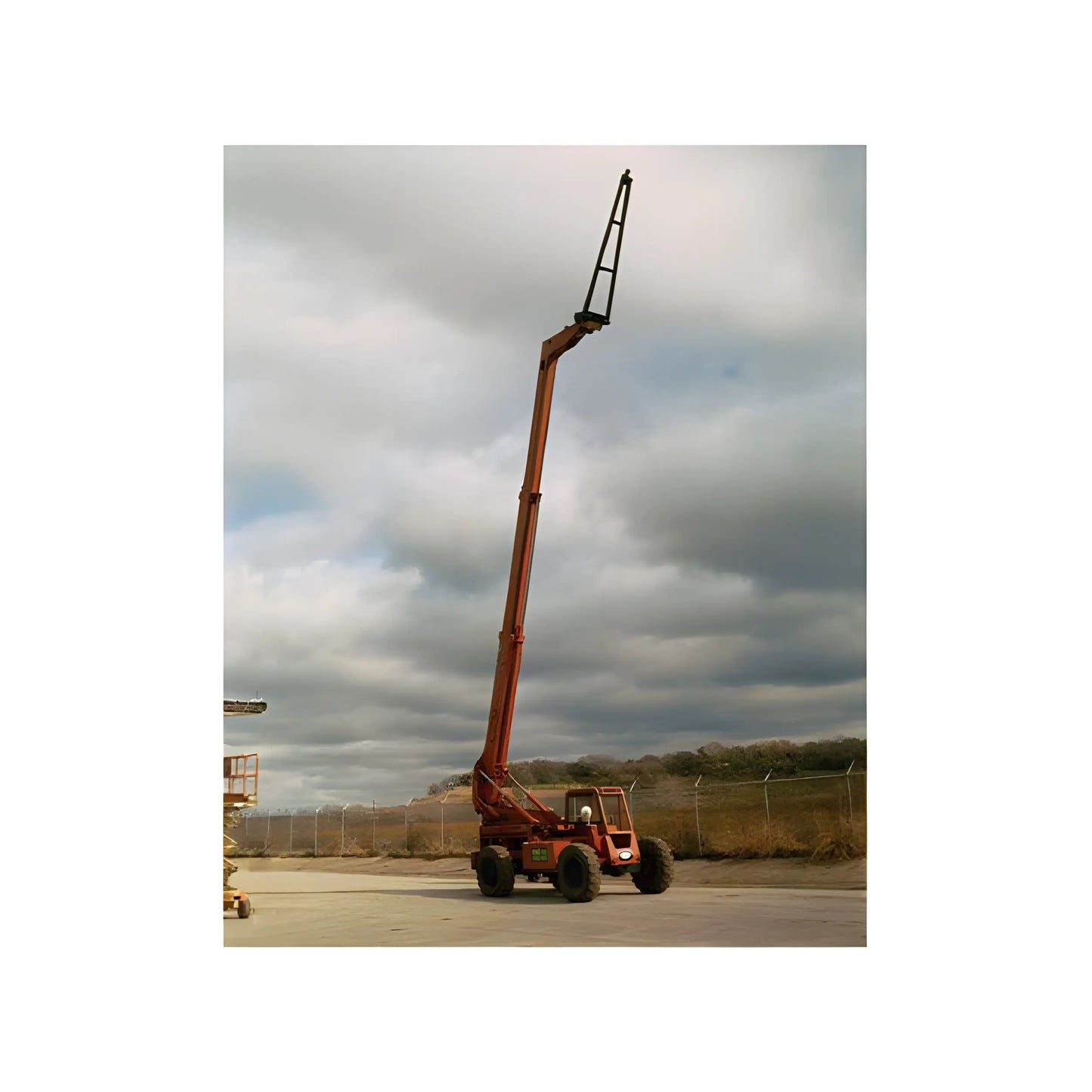 Star Industries 1325 | 12' FT Truss Boom | Wide Back | 2000 lbs Capacity