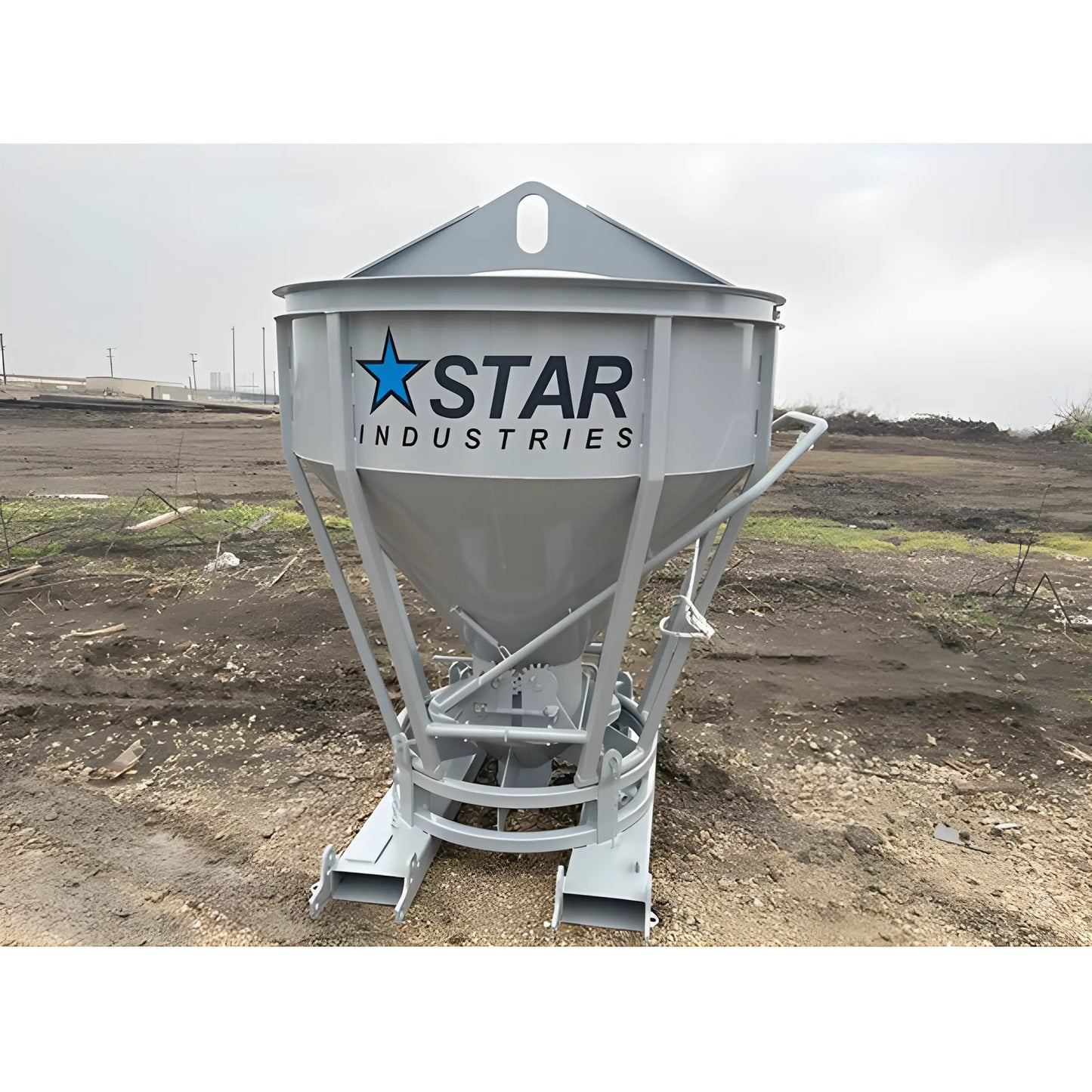 Star Industries 1530 | Concrete Hopper with Side Chute | 1.96cy